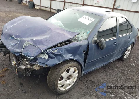 2001 Volkswagen Jetta Wolfsburg из США, поврежденный, VIN 3VWPD69M41M133707